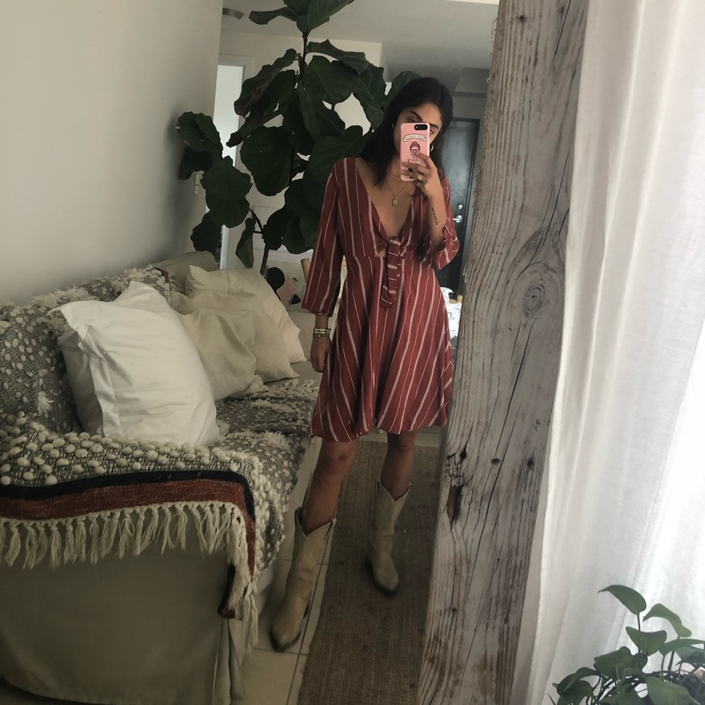 Amuse society “let’s knot rust red” dress